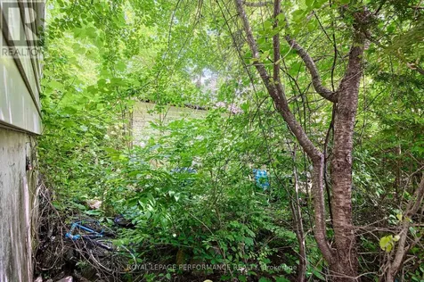 6 Ossington Avenue Ottawa ON K1S 3B4