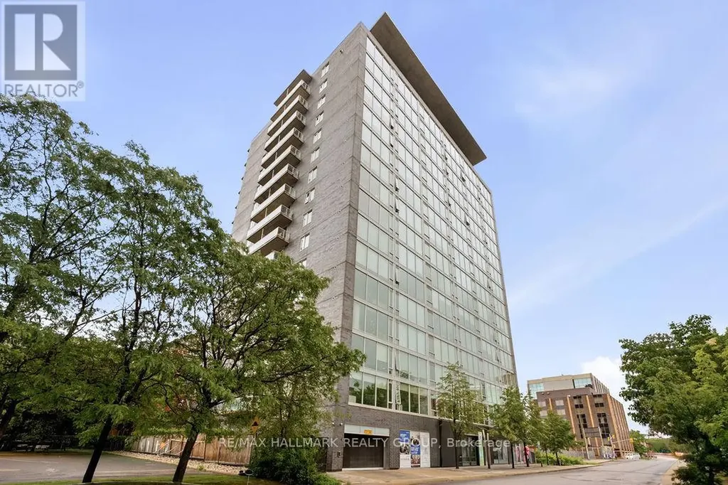 300 Lisgar Street Ottawa ON K2P 0E2