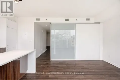300 Lisgar Street Ottawa ON K2P 0E2