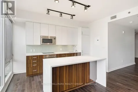 300 Lisgar Street Ottawa ON K2P 0E2