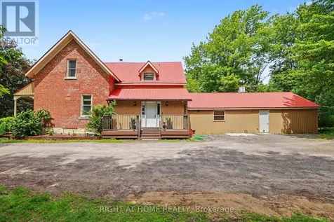 3548 Woodkilton Road Ottawa ON K0A 3M0
