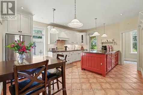 3548 Woodkilton Road Ottawa ON K0A 3M0