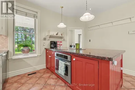 3548 Woodkilton Road Ottawa ON K0A 3M0