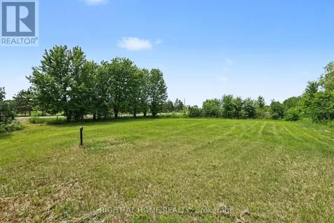 3548 Woodkilton Road Ottawa ON K0A 3M0