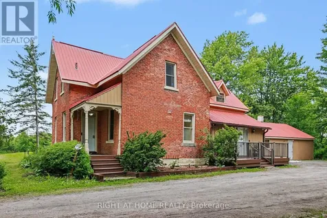 3548 Woodkilton Road Ottawa ON K0A 3M0