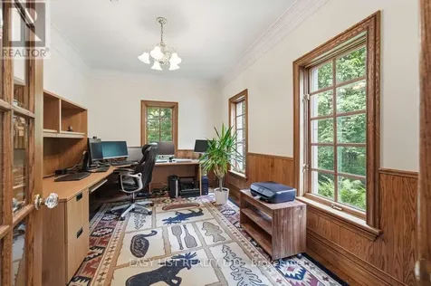 28 Marchbrook Circle Ottawa ON K2W 1A1