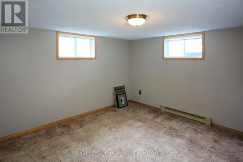 712 16th Street Hanover ON N4N 3M3
