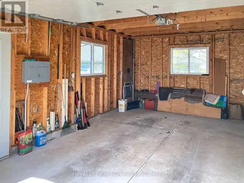 712 16th Street Hanover ON N4N 3M3