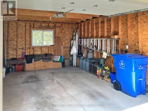 712 16th Street Hanover ON N4N 3M3