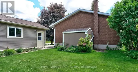 712 16th Street Hanover ON N4N 3M3