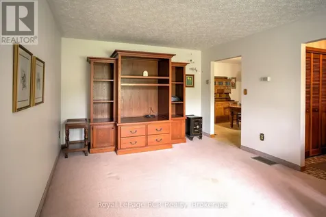 712 16th Street Hanover ON N4N 3M3