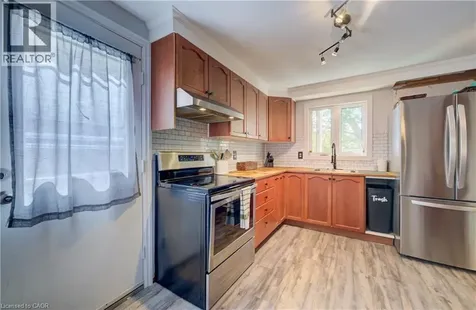 316 Ristau Place Kitchener ON N2E 3B2