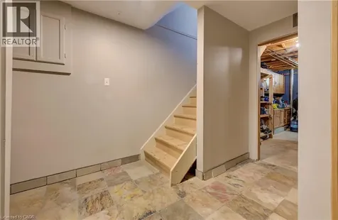 316 Ristau Place Kitchener ON N2E 3B2