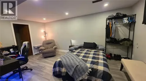 316 Ristau Place Kitchener ON N2E 3B2