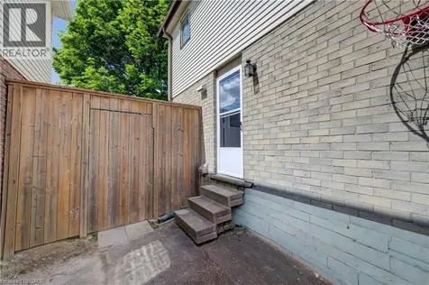 316 Ristau Place Kitchener ON N2E 3B2