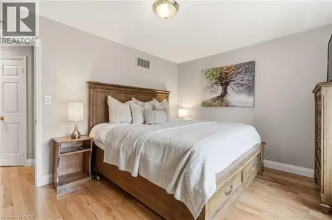 2463 Carberry Way Oakville ON L6M 4S5