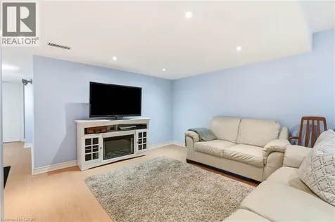 2463 Carberry Way Oakville ON L6M 4S5