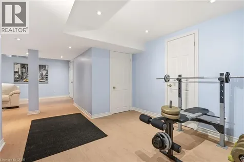 2463 Carberry Way Oakville ON L6M 4S5