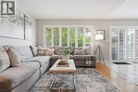 2463 Carberry Way Oakville ON L6M 4S5
