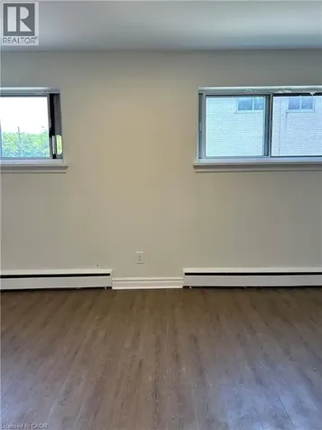 108 Creighton Road Dundas ON L9H 3C1
