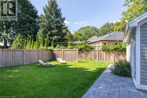 2195 Courtland Drive Burlington ON L7R 1S2