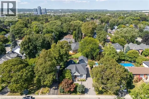 2195 Courtland Drive Burlington ON L7R 1S2