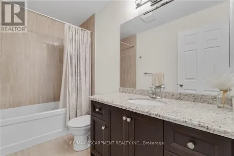 83 Frankfurt Street Kitchener ON N2R 1T8