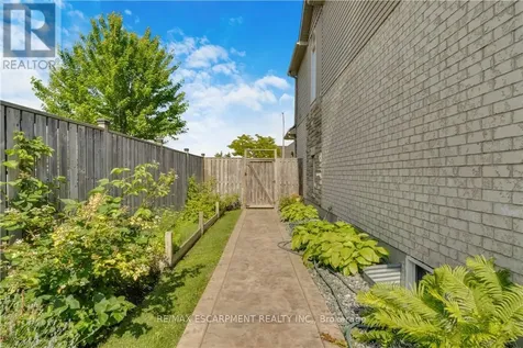 83 Frankfurt Street Kitchener ON N2R 1T8