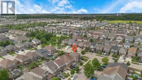 83 Frankfurt Street Kitchener ON N2R 1T8