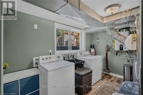 38 Brier Park Road Brantford ON N3R 3P7