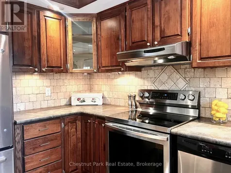 135 Christopher Avenue Wasaga Beach ON L9Z 1S4