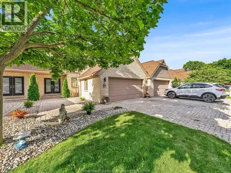 174 Crystal Harbour Lasalle ON N9J 3M8
