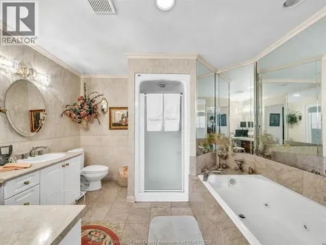 174 Crystal Harbour Lasalle ON N9J 3M8