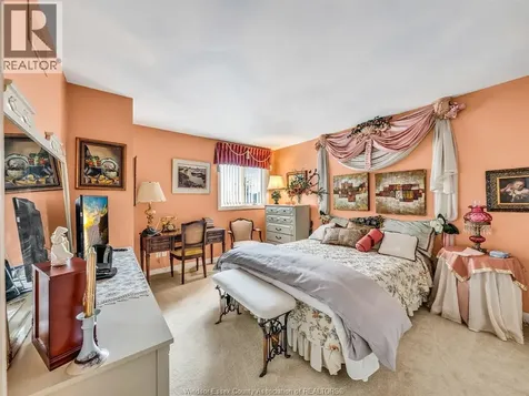 174 Crystal Harbour Lasalle ON N9J 3M8