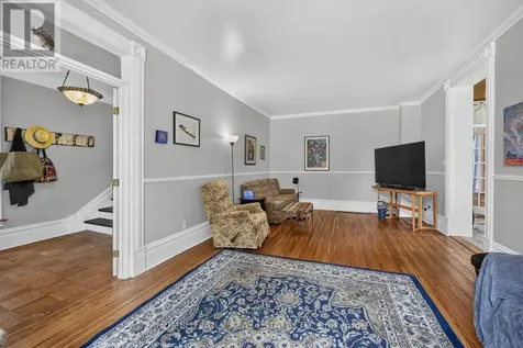 186 King Street East Brockville ON K6V 1C3