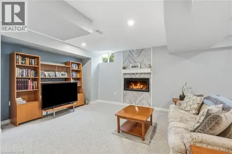 130 Aberfoyle Mill Crescent Puslinch ON N0B 2H0