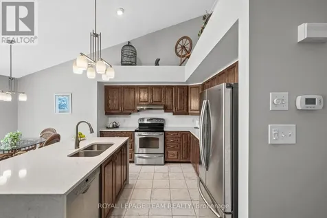 51 Settler's Ridge Way Ottawa ON K2J 4V2