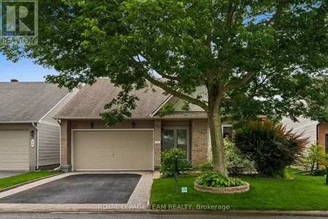 51 Settler's Ridge Way Ottawa ON K2J 4V2