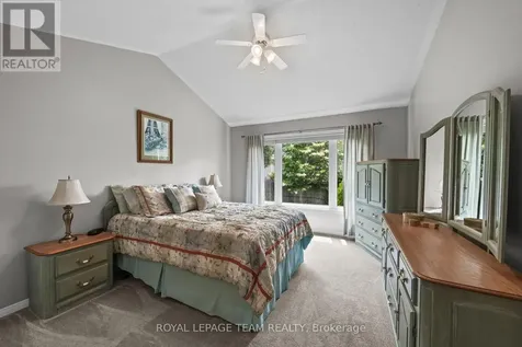 51 Settler's Ridge Way Ottawa ON K2J 4V2