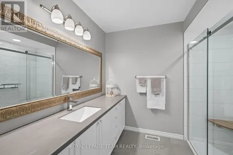 51 Settler's Ridge Way Ottawa ON K2J 4V2
