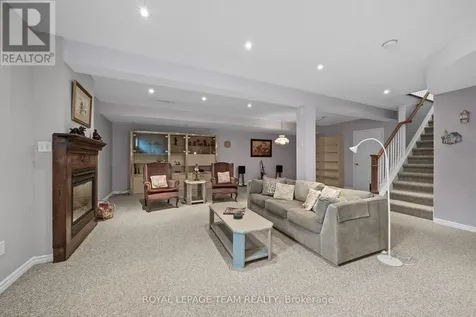 51 Settler's Ridge Way Ottawa ON K2J 4V2