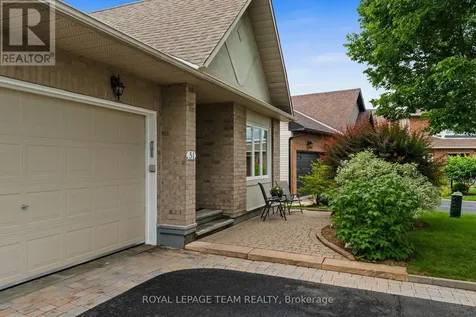 51 Settler's Ridge Way Ottawa ON K2J 4V2