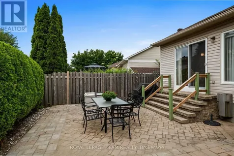 51 Settler's Ridge Way Ottawa ON K2J 4V2