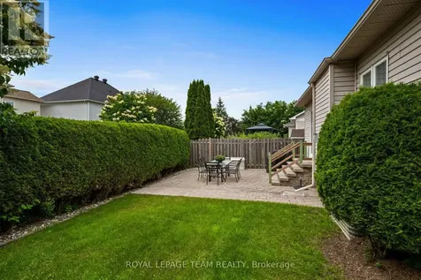 51 Settler's Ridge Way Ottawa ON K2J 4V2