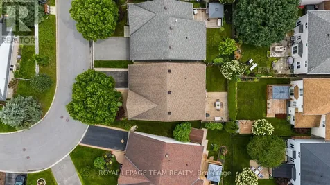 51 Settler's Ridge Way Ottawa ON K2J 4V2