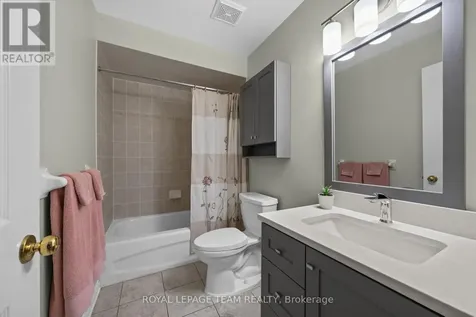 51 Settler's Ridge Way Ottawa ON K2J 4V2