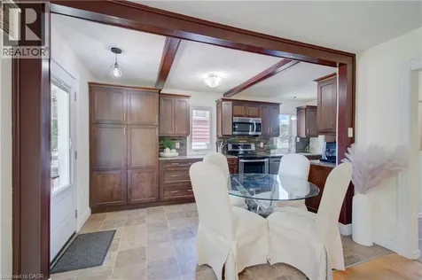93 Stewart Avenue Cambridge ON N1R 2V1