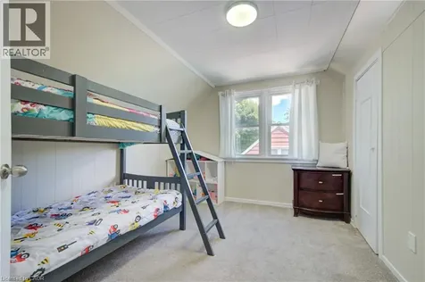 93 Stewart Avenue Cambridge ON N1R 2V1