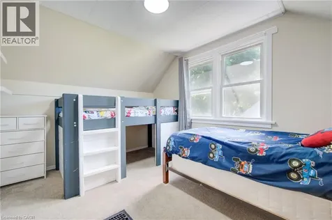 93 Stewart Avenue Cambridge ON N1R 2V1