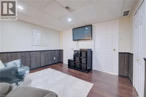 93 Stewart Avenue Cambridge ON N1R 2V1